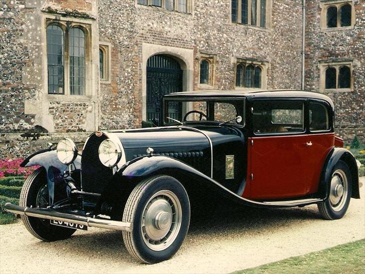 Tapety Samochody - 1930-Bugatti-Type-46-Coupe-La-Pette-Royal.jpg