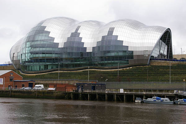 DZIWNE BUDOWLE - The-Sage-Gateshead.jpg