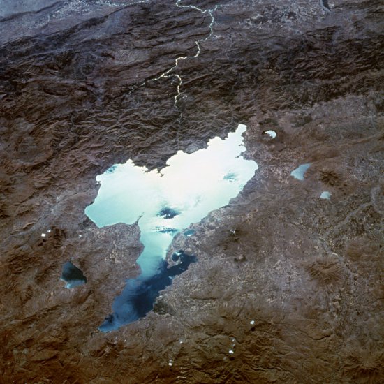 WSZECHŚWIAT - Earth As Viewed From Space DS Vol 111.JPG