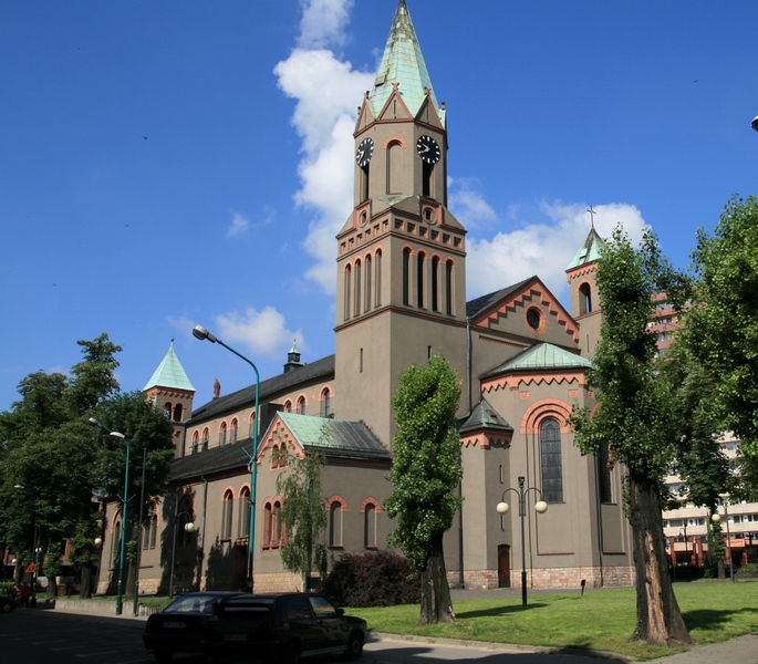 Chorzów - kościół św.Jadwigi.jpg